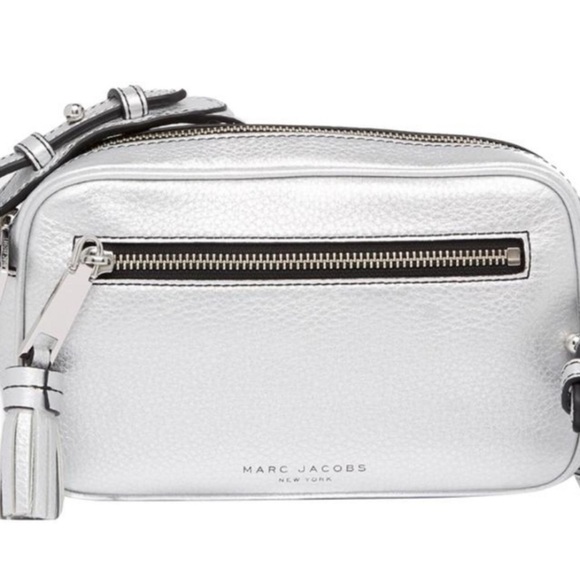 Marc Jacobs Zoom Tassel Silver‎ Metallic Crossbody Bag - Picture 1 of 14